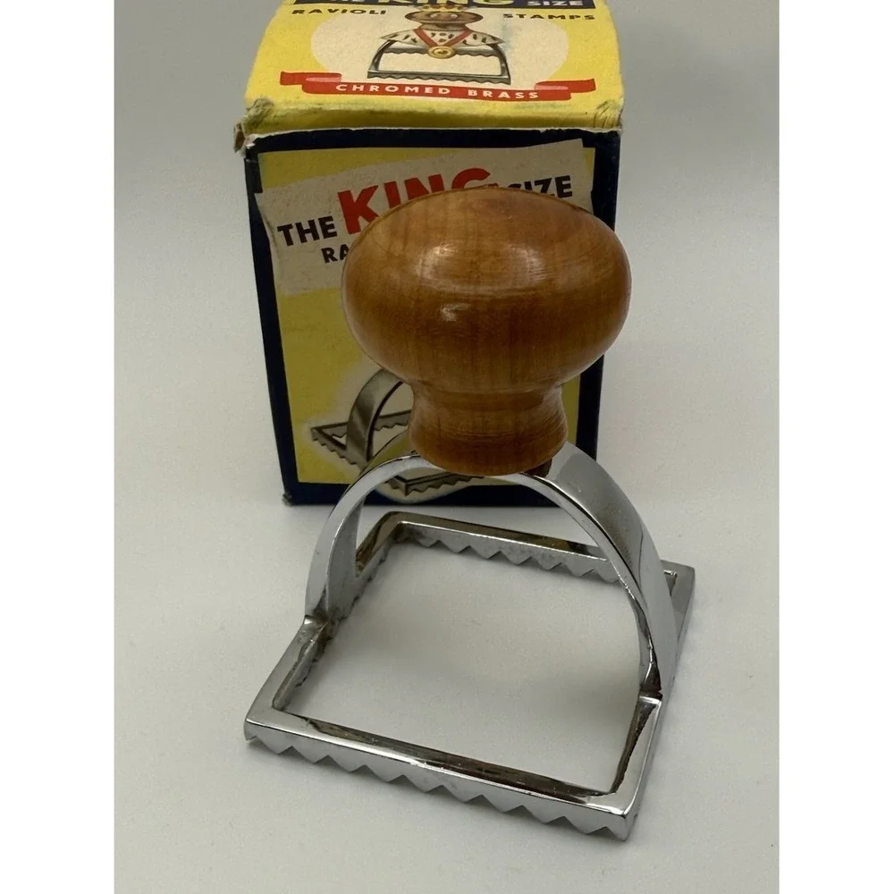 VTG The King Size Ravioli Stamp Cromed Brass Wood Orig Box 2 3/4